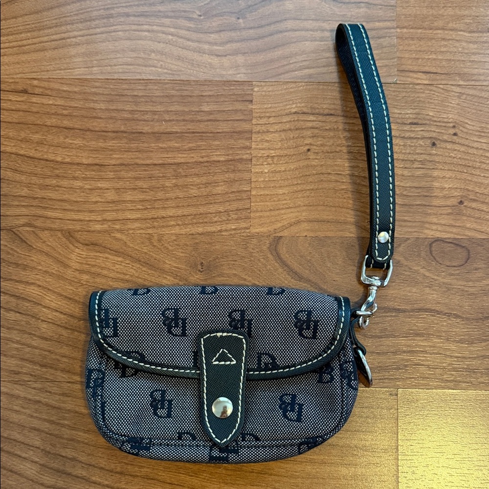 Dooney & Bourke Black and Gray Wristlet
